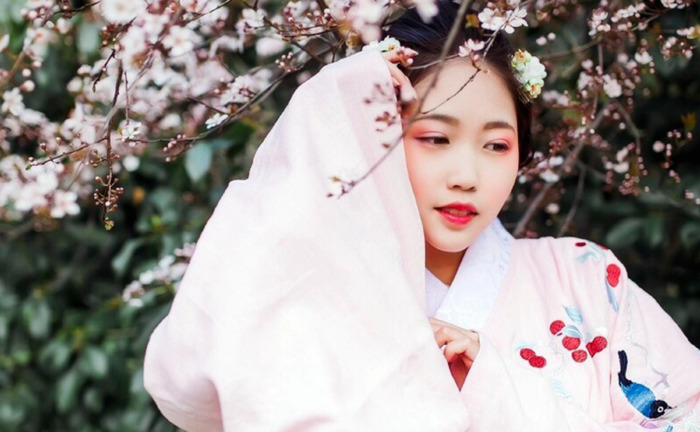 爱双子座爱到疯的星座【最容易爱上双鱼座的星座】