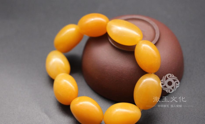 戴手镯的男的很恶心【喜欢戴手串的男人】