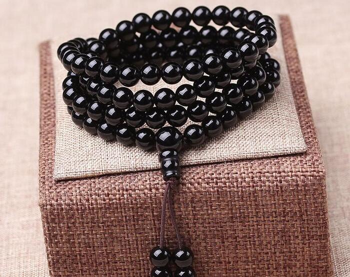 戴手镯的男的很恶心【喜欢戴手串的男人】