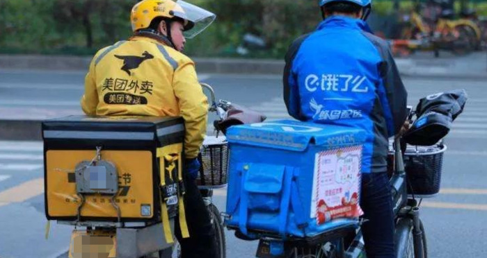 兼职送外卖一个月能挣多少钱【送快递一个月能挣多少钱】