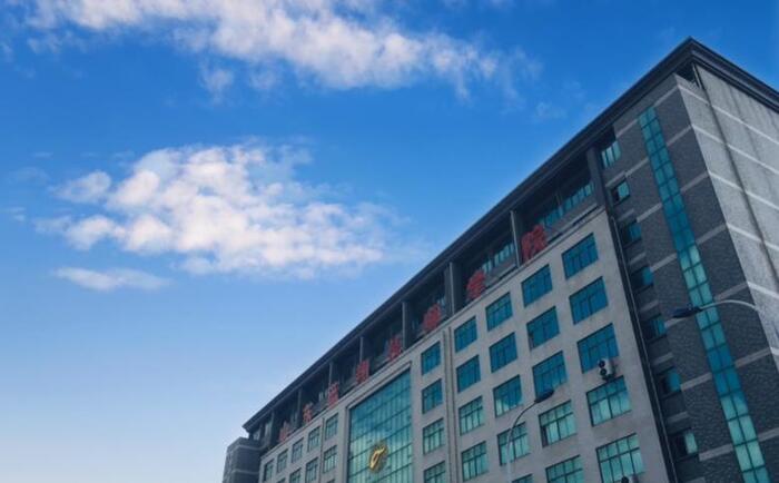 山东蓝翔技师学院官网【山东蓝翔技师学院招生简章】