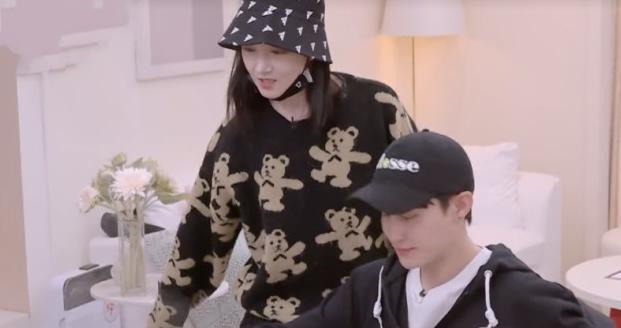 收拾行李图片搞笑【收拾行李图片女生】