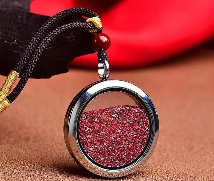 朱砂的寓意和象征发朋友圈【朱砂象征着什么】