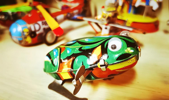 看见旧物时有什么感想【看到旧物充满回忆句子】