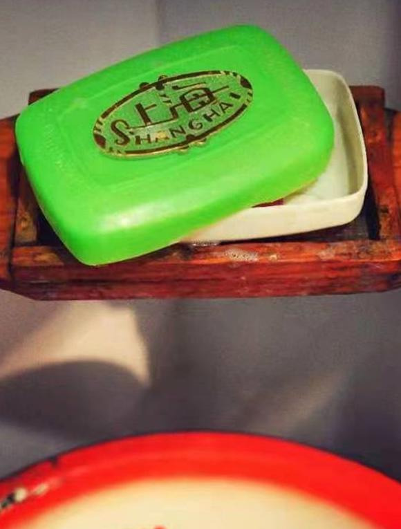 看见旧物时有什么感想【看到旧物充满回忆句子】