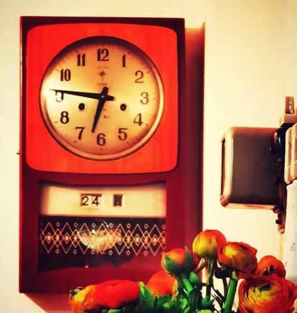 看见旧物时有什么感想【看到旧物充满回忆句子】