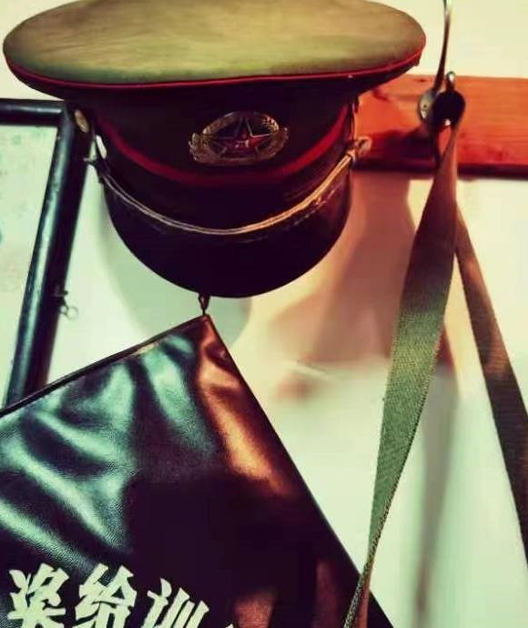 看见旧物时有什么感想【看到旧物充满回忆句子】