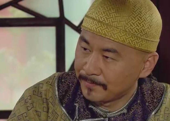 翠果打烂她的嘴上一句【翠果打烂她的嘴类似的梗】