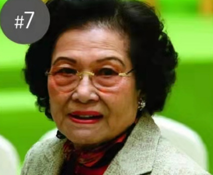 新鸿基地产董事【新鸿基地产大股东】