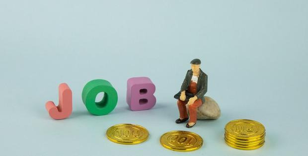 四班三倒如何排班伤身体【8小时四班三倒如何排班】