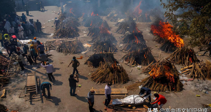 爱国段落摘抄大全100字左右【爱国优美段落200字摘抄】
