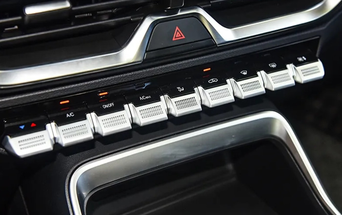 凯柠车文图【凯柠图片】