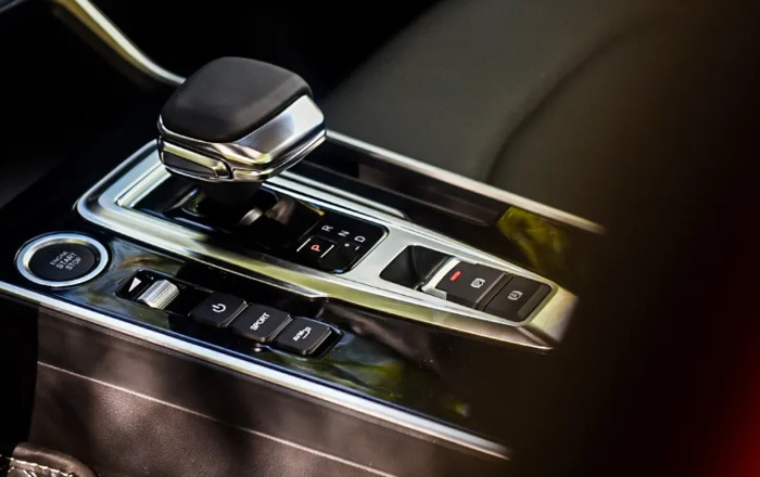 凯柠车文图【凯柠图片】