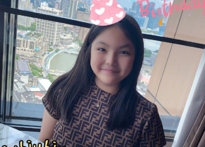 12岁女生照片可爱小清新同一个人【12岁女生照片霸气高冷】