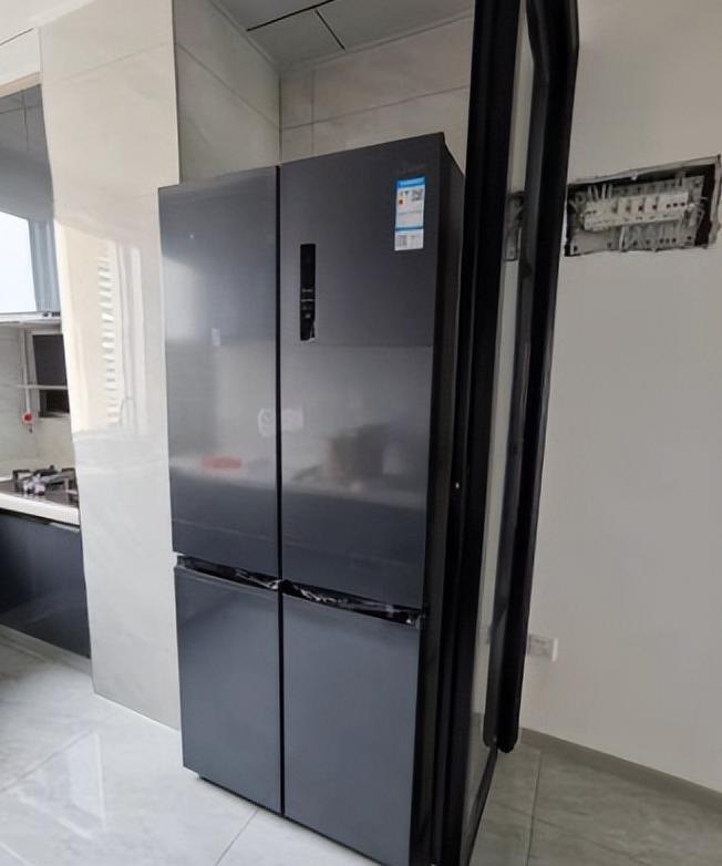 美的华凌是什么品牌【美的华凌冰箱和美的冰箱区别】