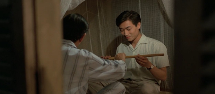 帮姥姥搬家我在后排强子【帮姥姥搬家】