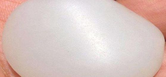 羊脂玉鉴别最简单方法【羊脂玉的快速鉴定方法】