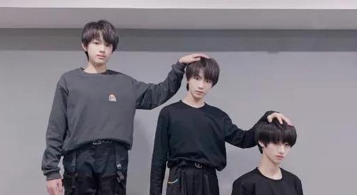 汉语拼音田字格图片【拼音田字格图片高清】