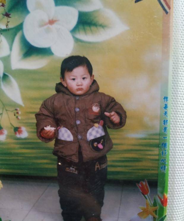 18岁生日发的朋友圈【18岁过生日发的朋友圈】