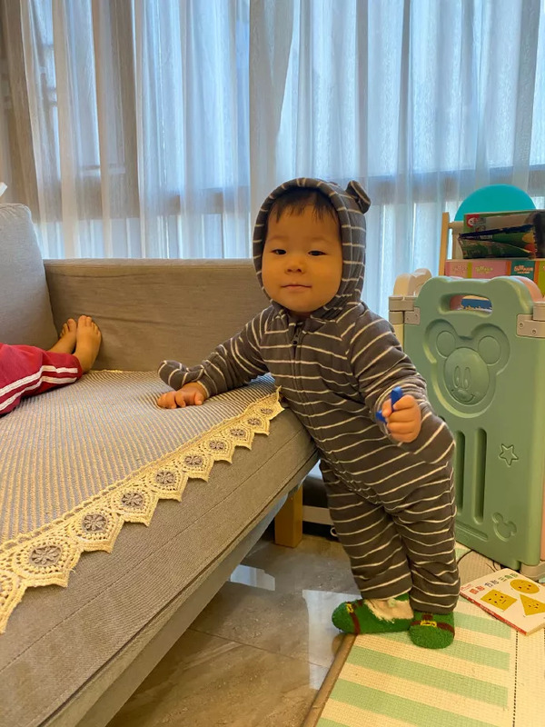 专门卖婴儿衣服的实体店【专卖婴儿衣服的网站】