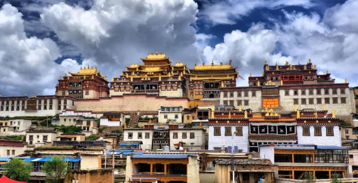 泸沽湖到香格里拉怎么去【泸沽湖到香格里拉怎么去最方便】