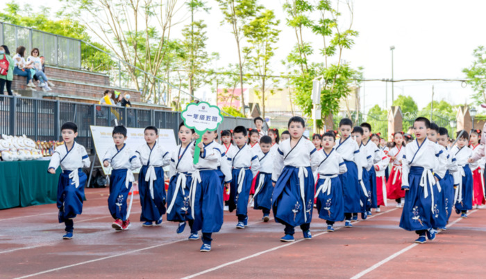 赞美孩子运动会的说说上海南京路附近有什么好玩的地【家长赞美孩子运动会的说说】