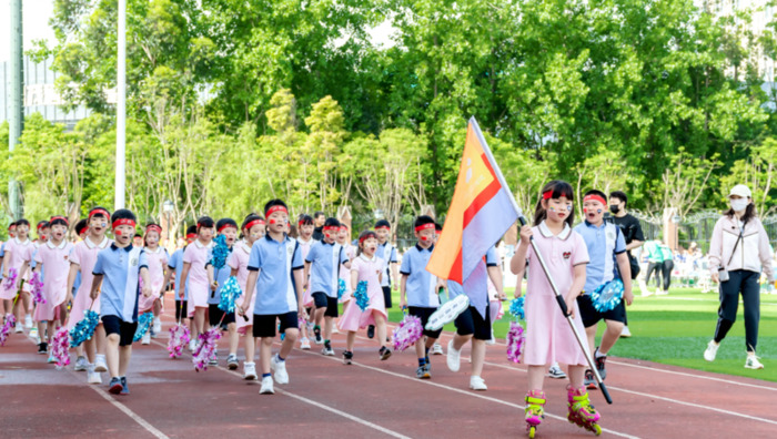 赞美孩子运动会的说说上海南京路附近有什么好玩的地【家长赞美孩子运动会的说说】