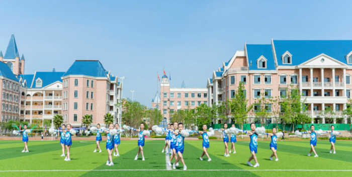 赞美孩子运动会的说说上海南京路附近有什么好玩的地【家长赞美孩子运动会的说说】