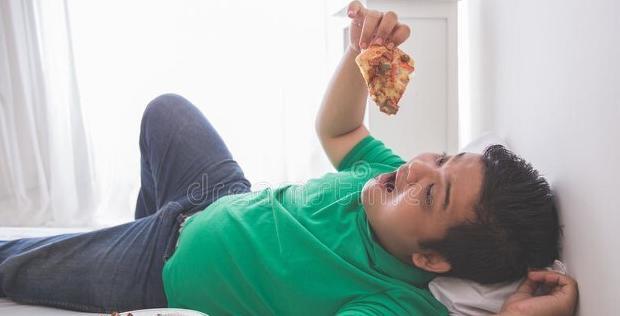 告别懒惰作文600字含有三个小标题【告别懒惰作文600字初中记叙文】