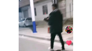 手中线绕啊绕绕啊绕【手中线 绕啊绕】