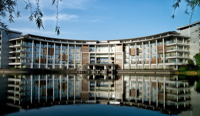 北京交通大学校徽高清【北京交通大学校徽颜色】