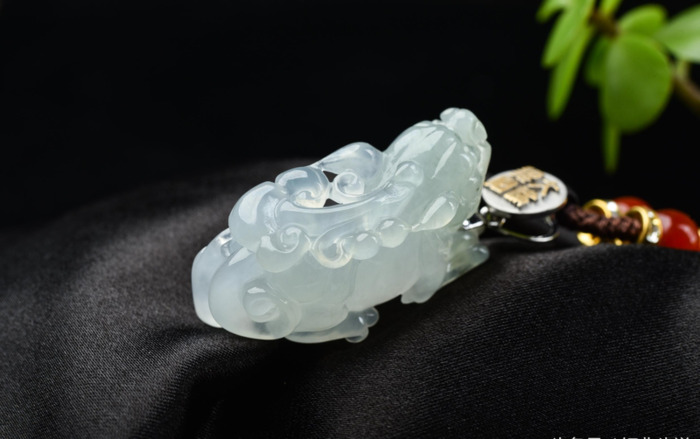 貔貅男士怎么戴【男士戴貔貅正确戴法】