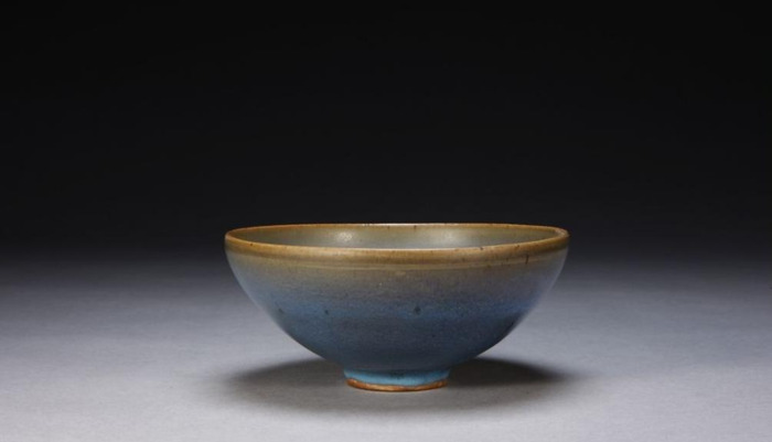 钧瓷的特点大家总结一下!【钧窑瓷器的特点】