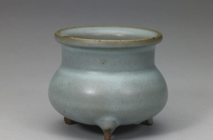 钧瓷的特点大家总结一下!【钧窑瓷器的特点】