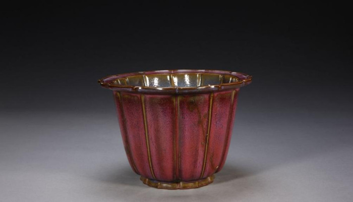 钧瓷的特点大家总结一下!【钧窑瓷器的特点】