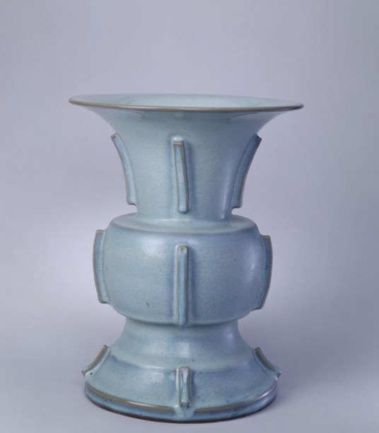 钧瓷的特点大家总结一下!【钧窑瓷器的特点】