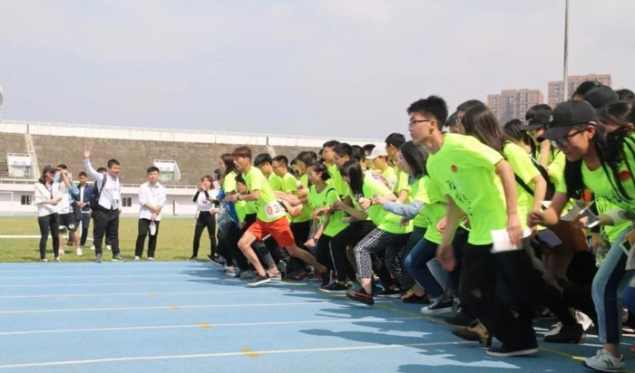 宣传部招新海报背景图高清无水印【宣传部招新海报设计图片】