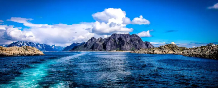 花珀佩戴功效与作用价格【花珀的功效与作用是什么,佩戴花珀的好处有哪些】