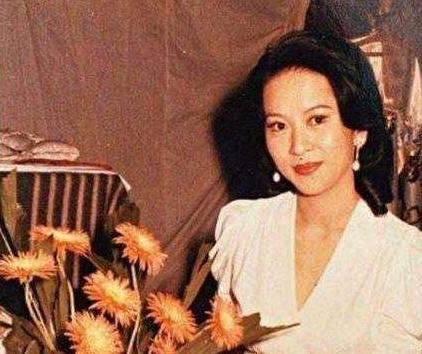 我喜欢穿女人塑身衣【老公要求我穿塑身衣】