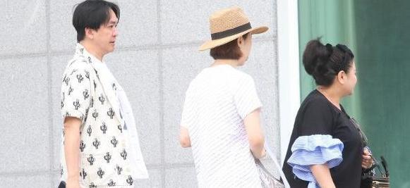 我喜欢穿女人塑身衣【老公要求我穿塑身衣】