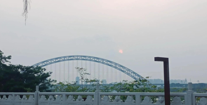 身边的风景说说【身边的风景作文】