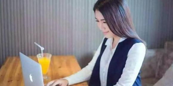 适合宝妈一个人开的店铺有哪些【适合宝妈一个人开的店中小学适合卖什么衣服】