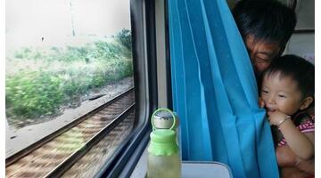 火车票硬卧代硬座好吗【火车上硬卧代硬座是什么样的】