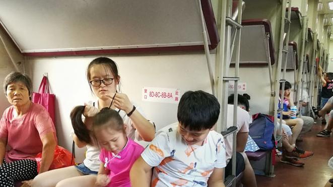 火车票硬卧代硬座好吗【火车上硬卧代硬座是什么样的】