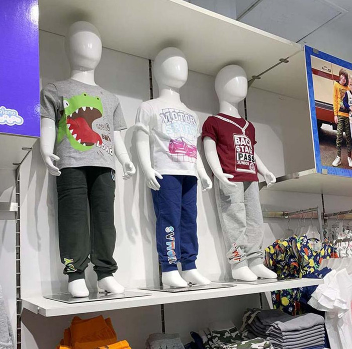 抖音橱窗展示设计效果图【童装橱窗展示设计效果图】