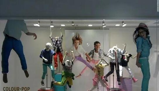 抖音橱窗展示设计效果图【童装橱窗展示设计效果图】