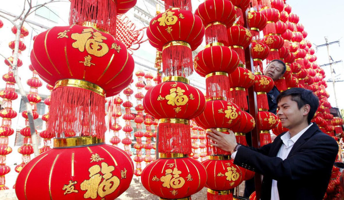 过年挂灯笼的讲究有哪些【过年挂灯笼的讲究】
