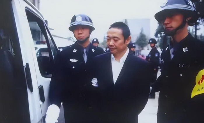 茉莉情史讲了什么内容【茉莉情史是正能量的书吗】