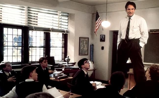 死亡诗社电影简介,人物介绍【死亡诗社电影简介观后感】