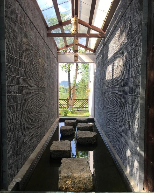 百里杜鹃附近【百里杜鹃风景名胜区住哪里好】